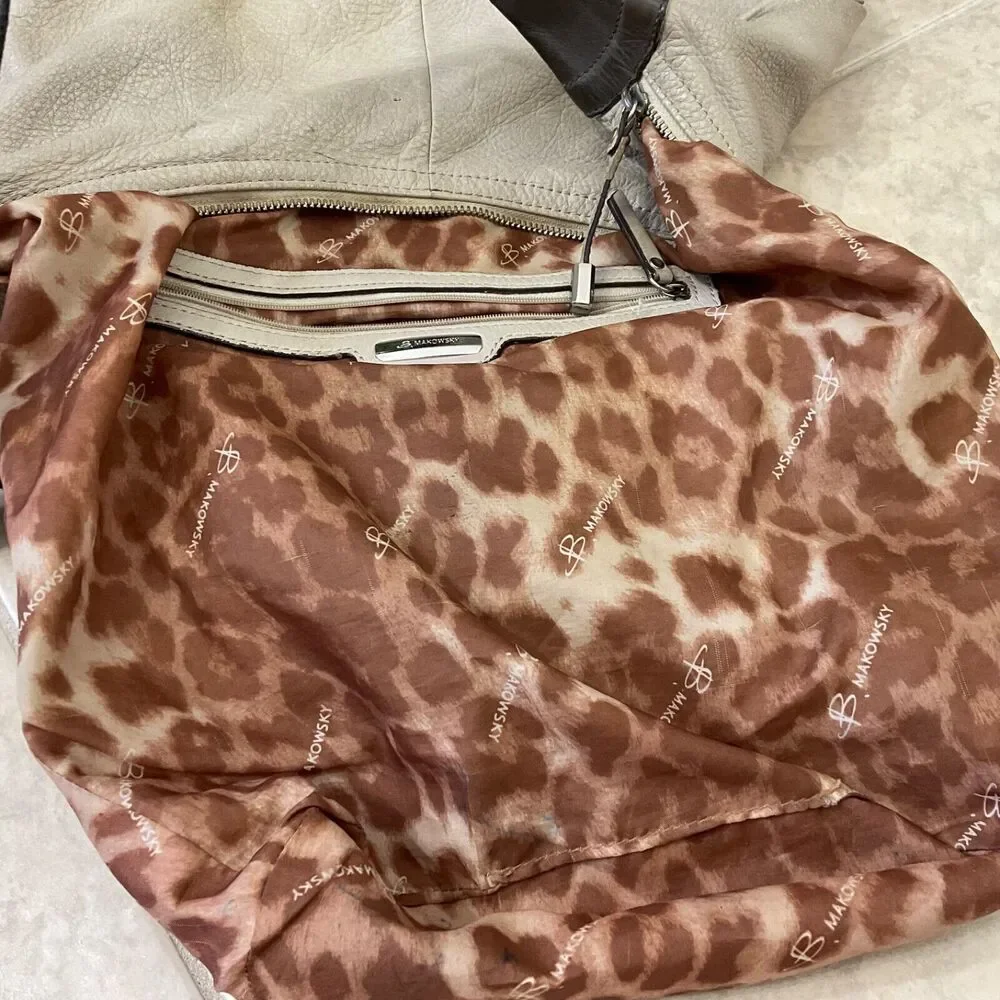 B. Makowsky Women’s Two tone  Leather Hobo Purse Shoulder Bag multiple Zippers.
